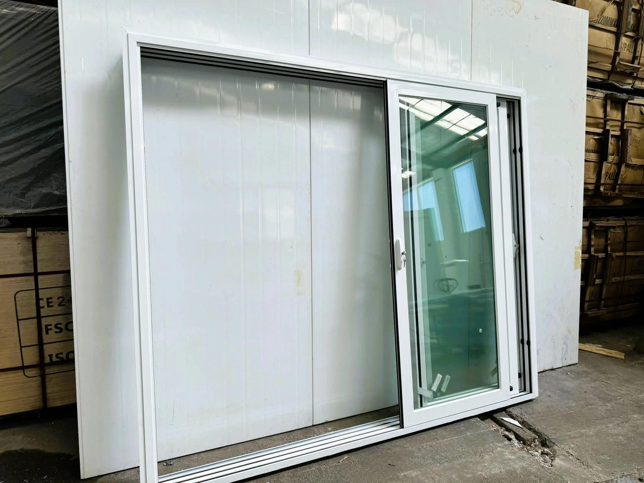 Stacker Sliding Door 2.4m x 2m
